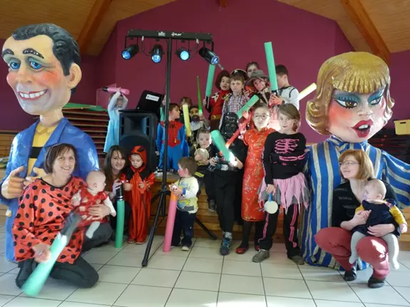 Animation costum&eacute;e de l'Amicale La&iuml;que