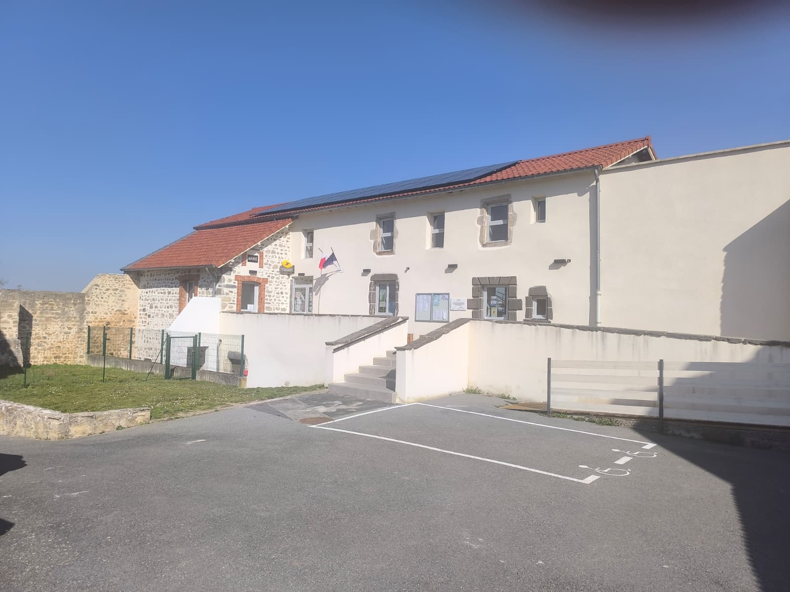 Mairie de Champs